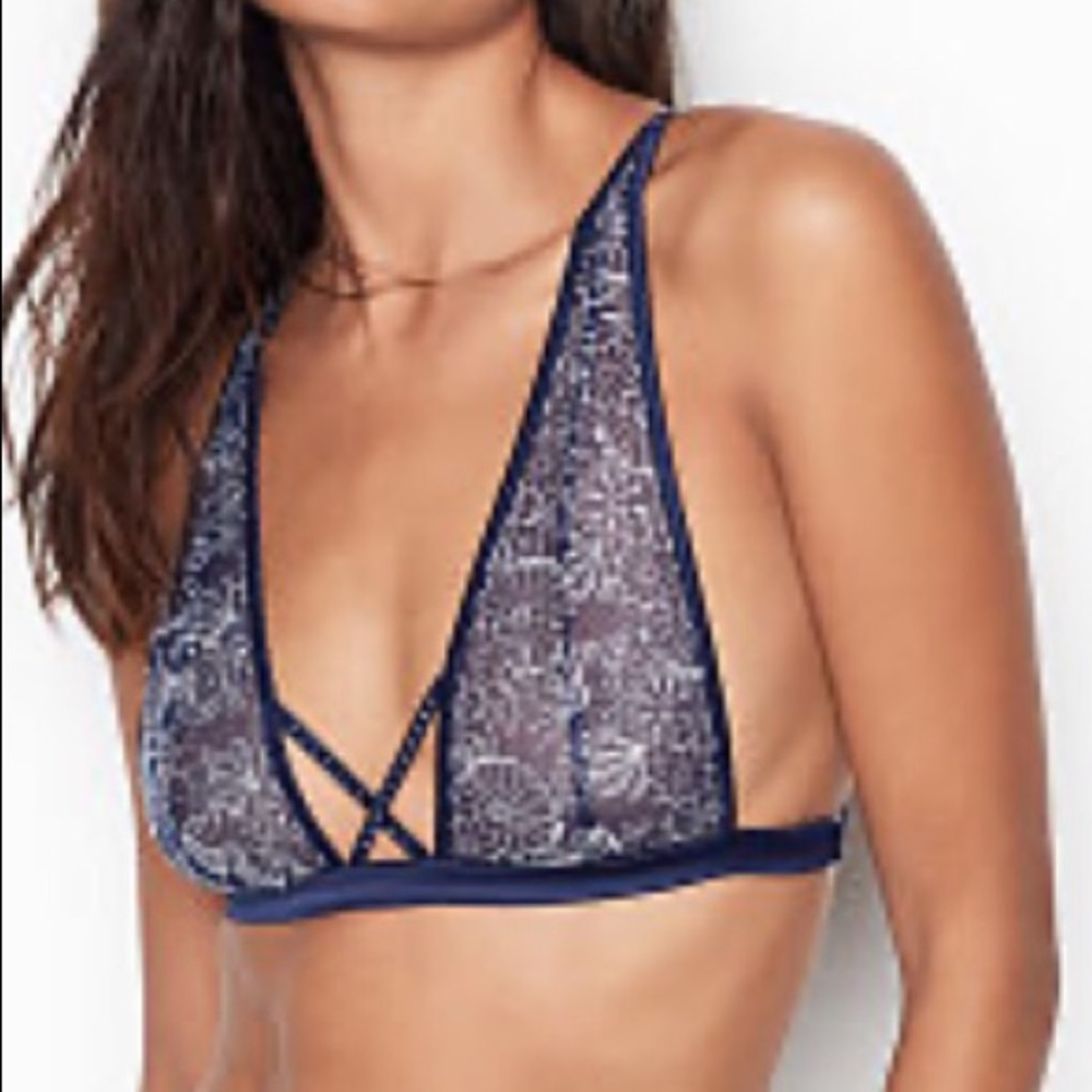 NWT large navy blue vs bra limited edition
